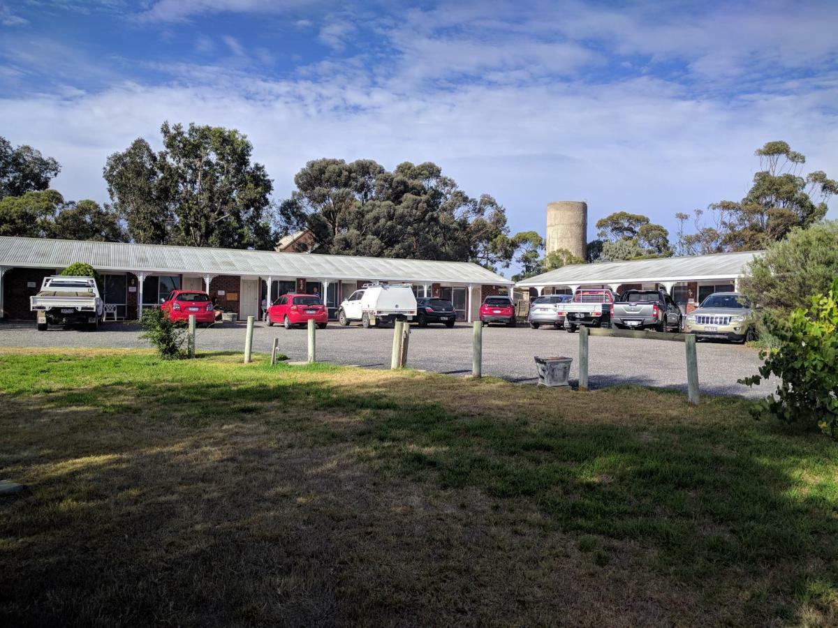 Travellers Inn Kaniva Exterior foto